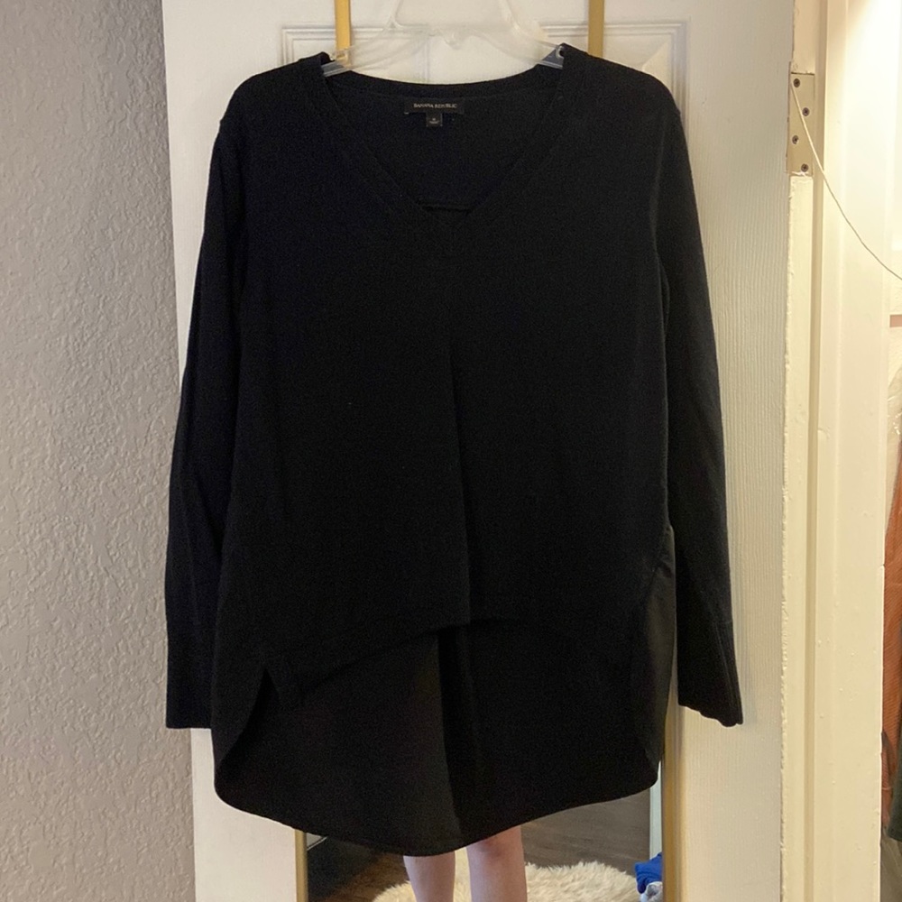 Banana republic size small black sweater